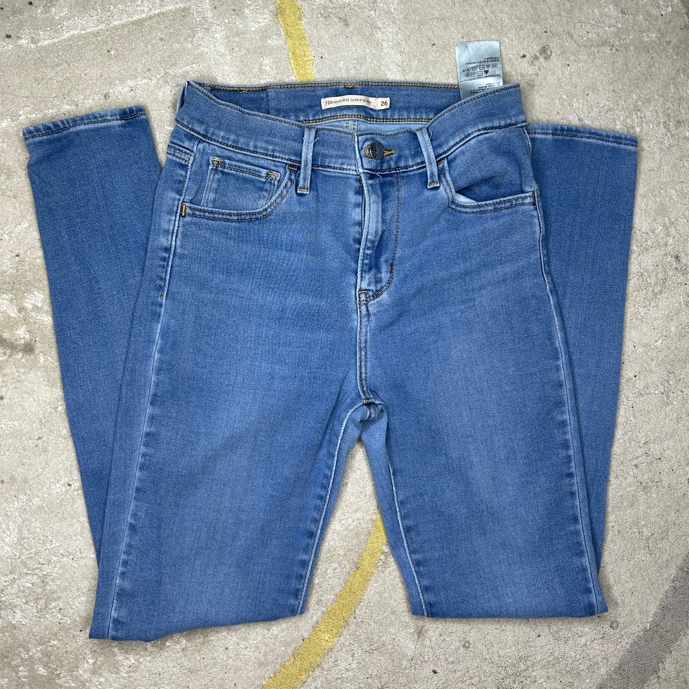 Levi's Women's Skinny Jeans in Blue